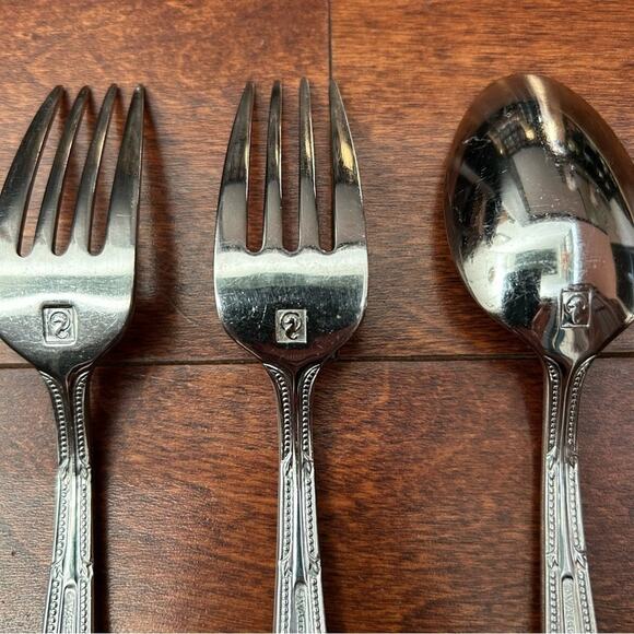 Waterford Russborough Stainless Steel Flatware Silverware Mixed Set, 9 Pieces - Picture 9 of 16